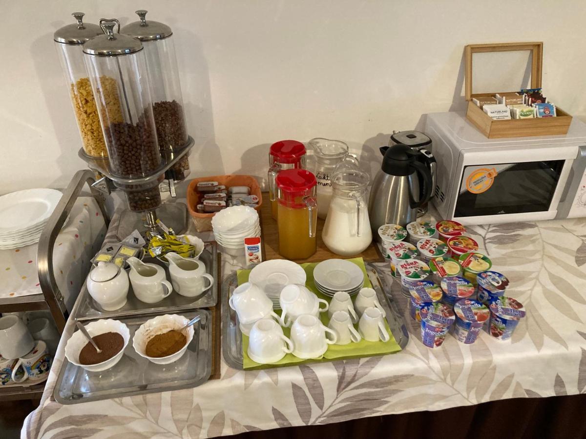 Szabolcs Vezer Panzio Bed and Breakfast Εξωτερικό φωτογραφία
